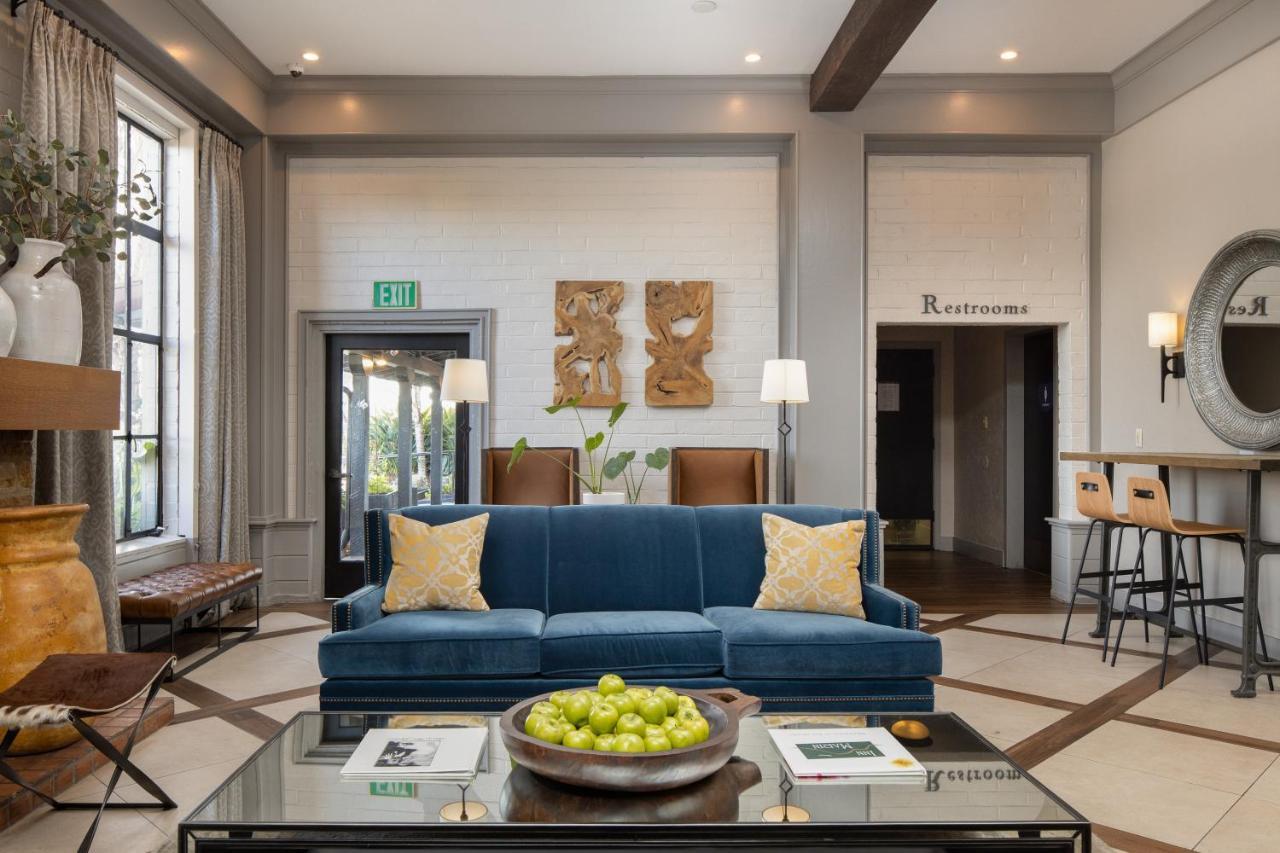 Inn Marin And Suites, Ascend Hotel Collection Новато Екстериор снимка